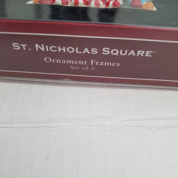 ST. Nicholas Square Ornament Frames Set of 3. - Picture 5 of 7